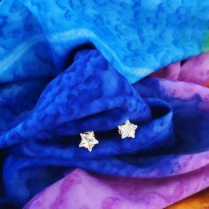 BRINCO ESTRELA C/ZIRCÔNIA CRAVEJADA